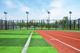 足球英超双红会爆发冲突，多人吃黄牌